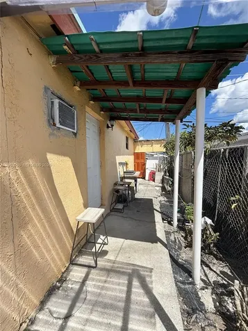 18601 SW 98th Avenue Cutler Bay FL 33157
