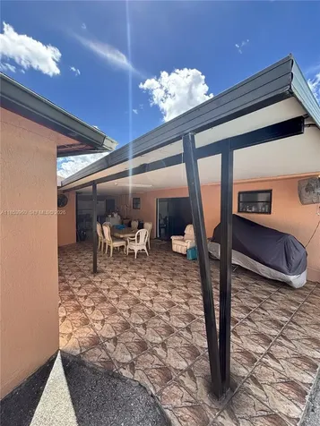 18601 SW 98th Avenue Cutler Bay FL 33157