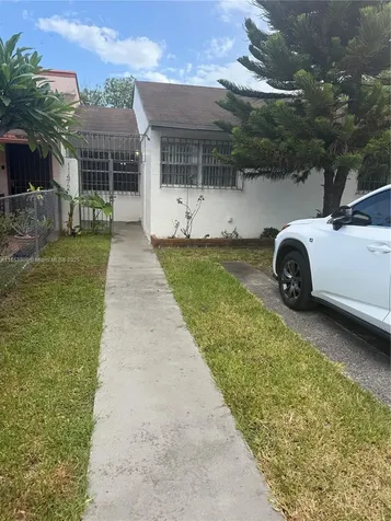 11472 SW 4th Street Sweetwater FL 33174