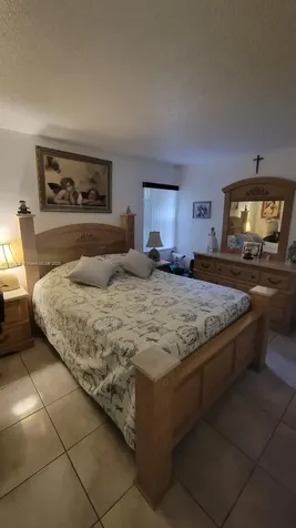 11472 SW 4th Street Sweetwater FL 33174