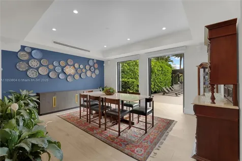 4475 N Meridian Avenue Miami Beach FL 33140