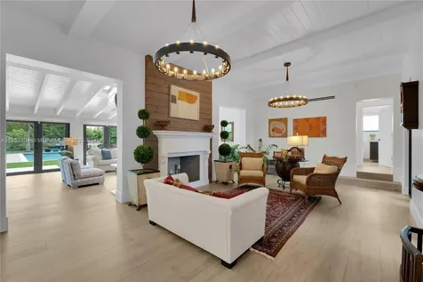 4475 N Meridian Avenue Miami Beach FL 33140