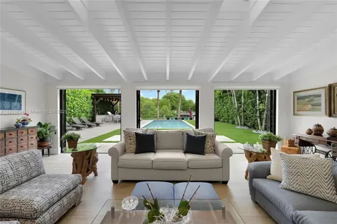 4475 N Meridian Avenue Miami Beach FL 33140