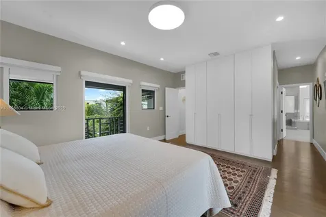 4475 N Meridian Avenue Miami Beach FL 33140