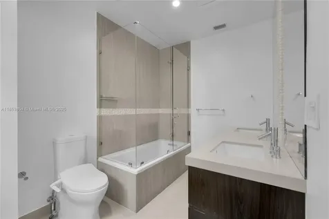 4475 N Meridian Avenue Miami Beach FL 33140