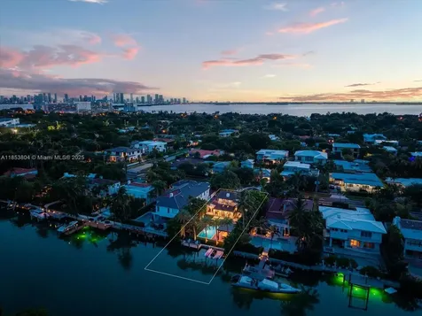4475 N Meridian Avenue Miami Beach FL 33140