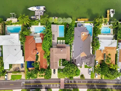 4475 N Meridian Avenue Miami Beach FL 33140