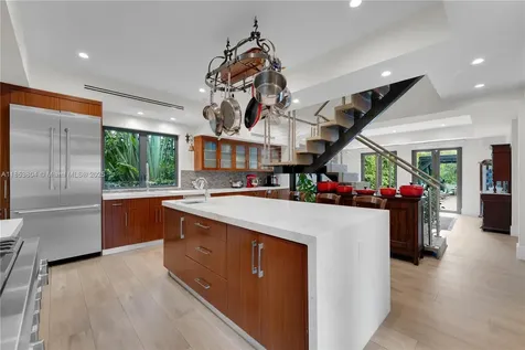 4475 N Meridian Avenue Miami Beach FL 33140