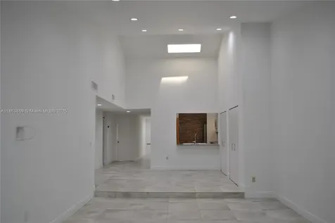 19941 NE 5th Court Miami FL 33179