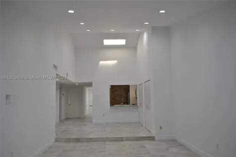 19941 NE 5th Court Miami FL 33179