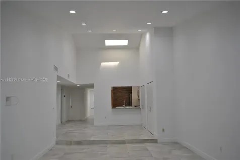 19941 NE 5th Court Miami FL 33179