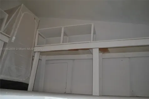 19941 NE 5th Court Miami FL 33179
