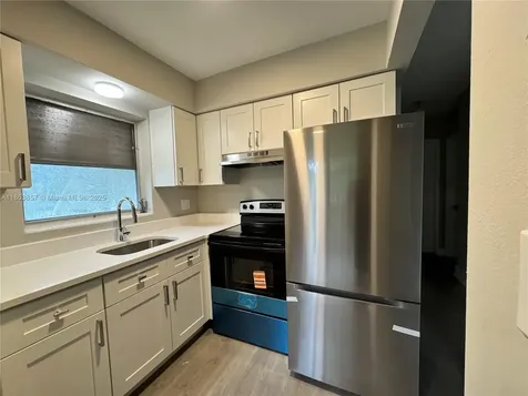 4317 NE 21st Avenue Fort Lauderdale FL 33308