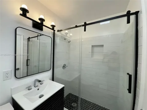 4317 NE 21st Avenue Fort Lauderdale FL 33308