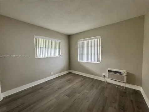 4317 NE 21st Avenue Fort Lauderdale FL 33308