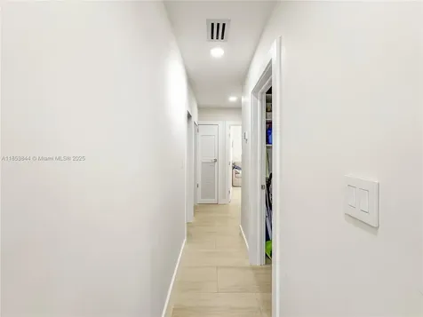 3064 SW 16th Terrace Miami FL 33145