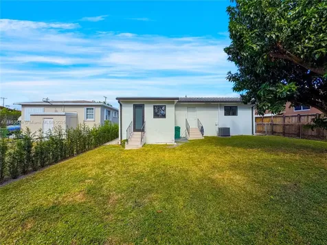 3064 SW 16th Terrace Miami FL 33145