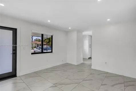 3064 SW 16th Terrace Miami FL 33145