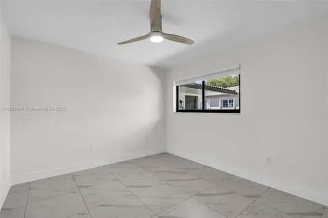 3064 SW 16th Terrace Miami FL 33145