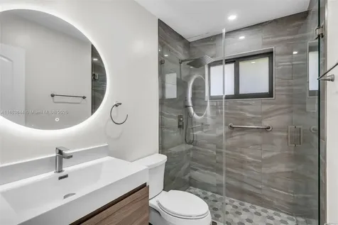3064 SW 16th Terrace Miami FL 33145