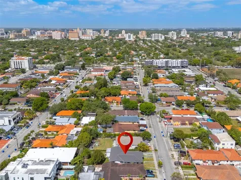 3064 SW 16th Terrace Miami FL 33145