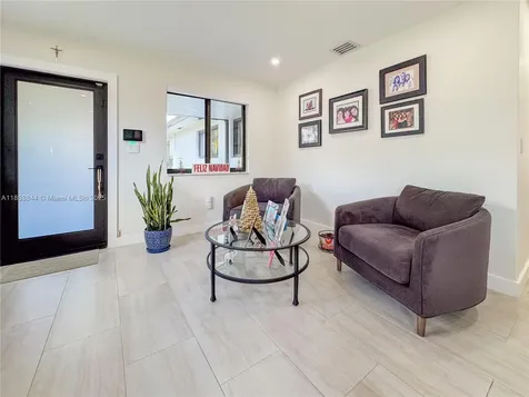 3064 SW 16th Terrace Miami FL 33145