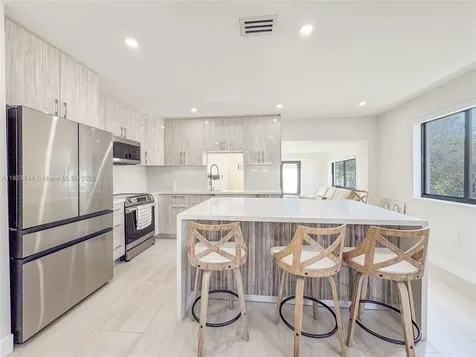 3064 SW 16th Terrace Miami FL 33145