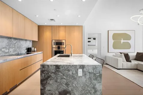 500 Alton Road Miami Beach FL 33139