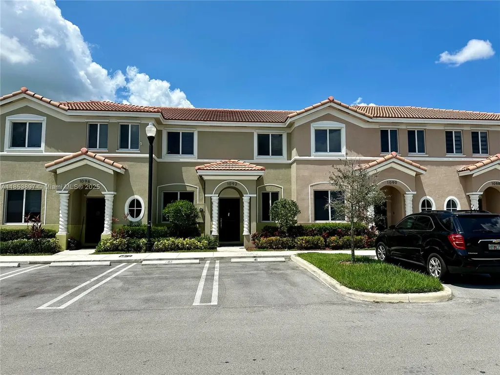 1092 SE 23rd Avenue Homestead FL 33035