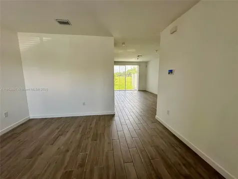 1092 SE 23rd Avenue Homestead FL 33035