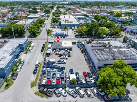 2696 W 3rd Avenue Hialeah FL 33010