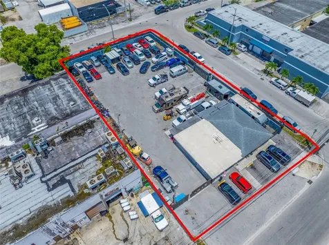 2696 W 3rd Avenue Hialeah FL 33010