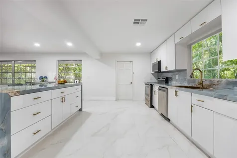 528 Sevilla Avenue Coral Gables FL 33134