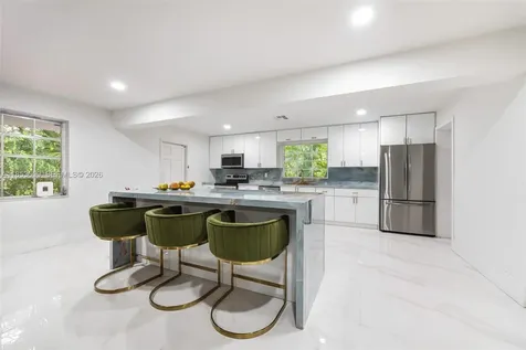 528 Sevilla Avenue Coral Gables FL 33134