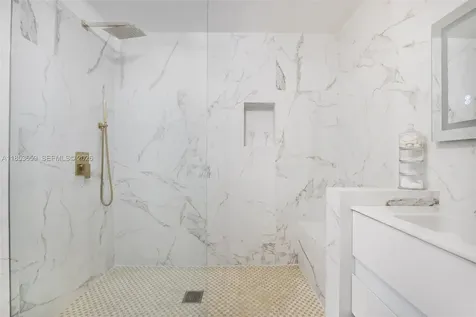 528 Sevilla Avenue Coral Gables FL 33134