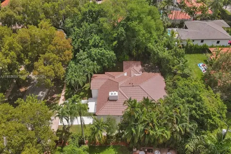 528 Sevilla Avenue Coral Gables FL 33134