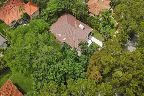 528 Sevilla Avenue Coral Gables FL 33134