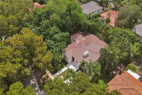 528 Sevilla Avenue Coral Gables FL 33134