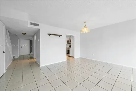 4088 Inverrary Drive Lauderhill FL 33319