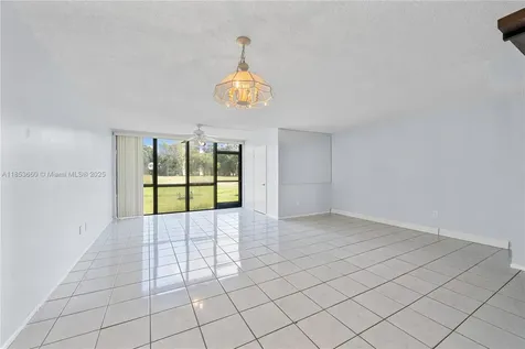 4088 Inverrary Drive Lauderhill FL 33319