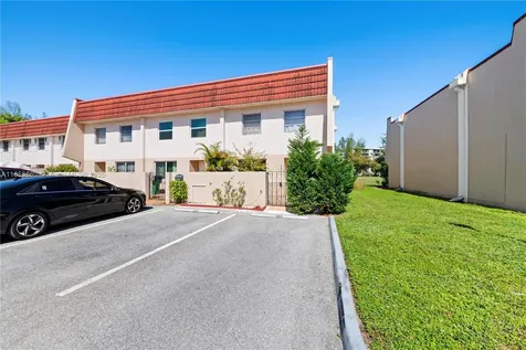 4088 Inverrary Drive Lauderhill FL 33319