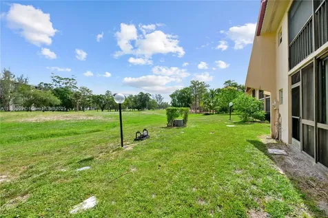 4088 Inverrary Drive Lauderhill FL 33319
