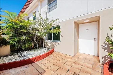 4088 Inverrary Drive Lauderhill FL 33319