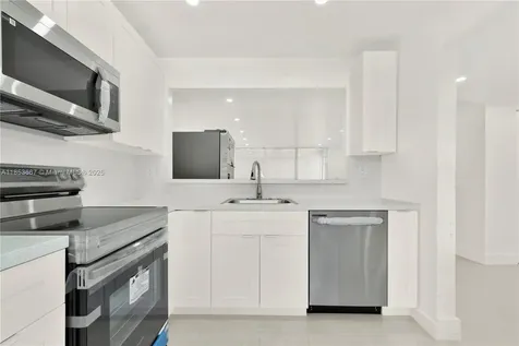 8320 Sands Point Boulevard Tamarac FL 33321