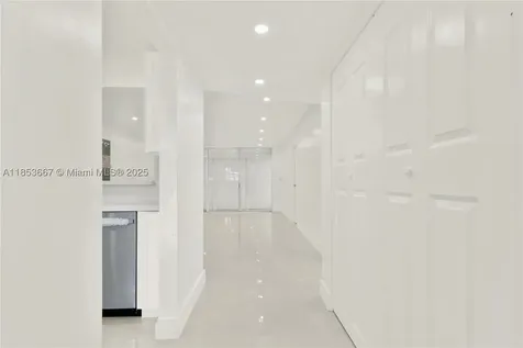 8320 Sands Point Boulevard Tamarac FL 33321