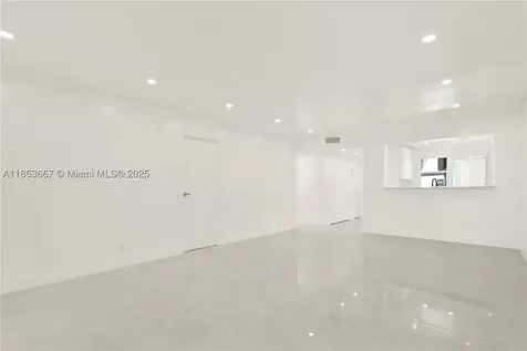 8320 Sands Point Boulevard Tamarac FL 33321