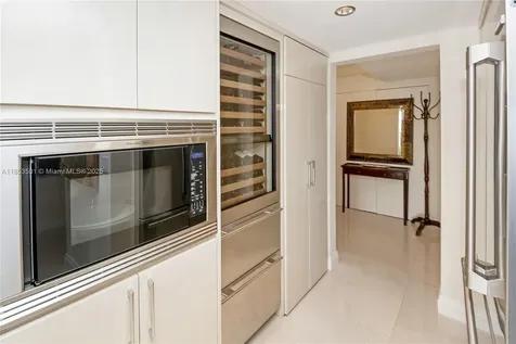 2200 S Ocean Lane Fort Lauderdale FL 33316