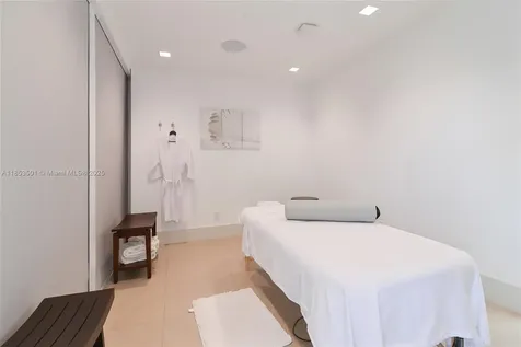 2200 S Ocean Lane Fort Lauderdale FL 33316