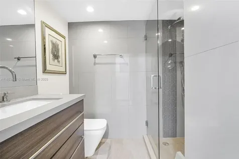 5151 Collins Avenue Miami Beach FL 33140