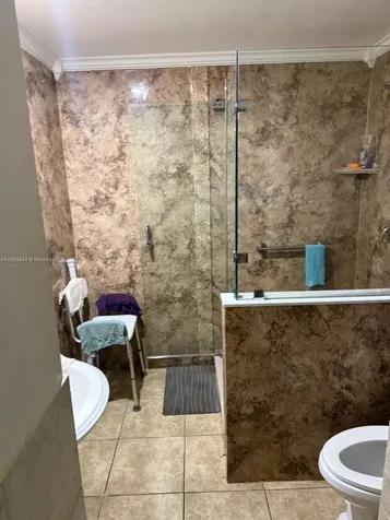 985 NE 146th Street North Miami FL 33161